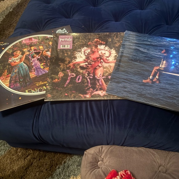 Disney Encanto, Melani Martinez and SZA Vinyl Records - Picture 3 of 3